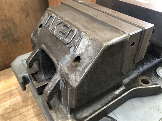 TAKEDA MACHINE TOOLS TK-200HVS Vice Image 5