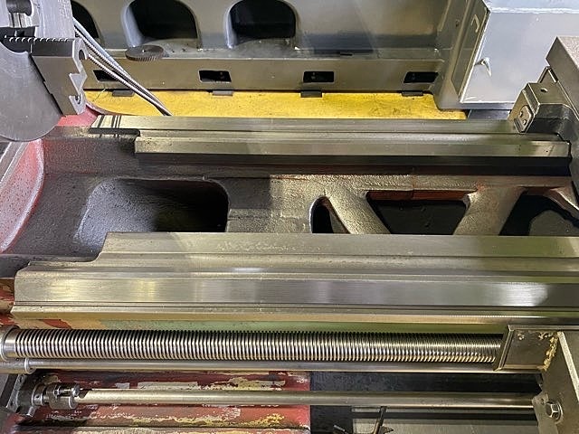 Dainichi Machinery DLG-SHB 63×100 Lathe Image 6