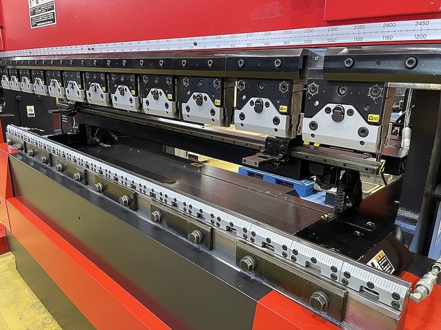 AMADA FBD-8025NT Press Brake/Bender Image 2