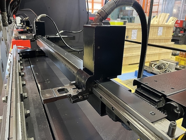 AMADA FBD-8025NT Press Brake/Bender Image 5