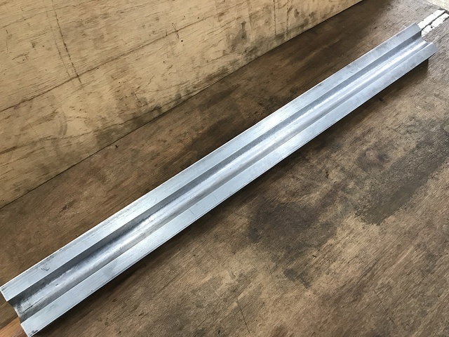 --  金型 の画像 3枚目