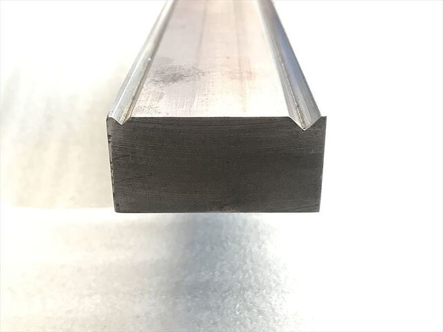 --  金型 の画像 1枚目