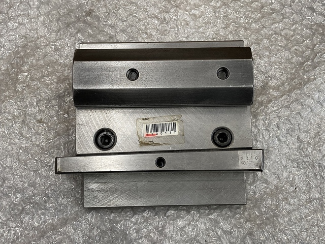 --  金型 の画像 1枚目