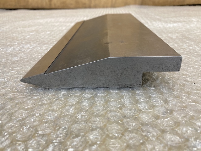 アマダ  金型 の画像 1枚目