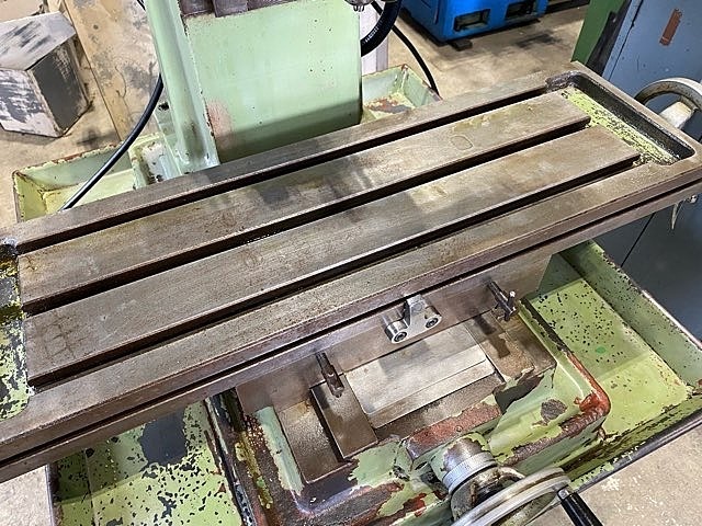 Bellmex CB30L Vertical Milling Machine Image 6