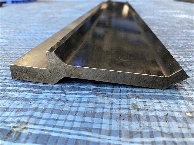 アマダ 103  金型 の画像 7枚目