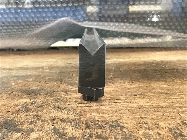 AMADA 84-325 Die Image 1