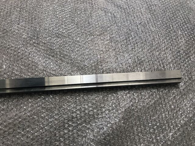 コマツ 1V208AB 金型 の画像 3枚目