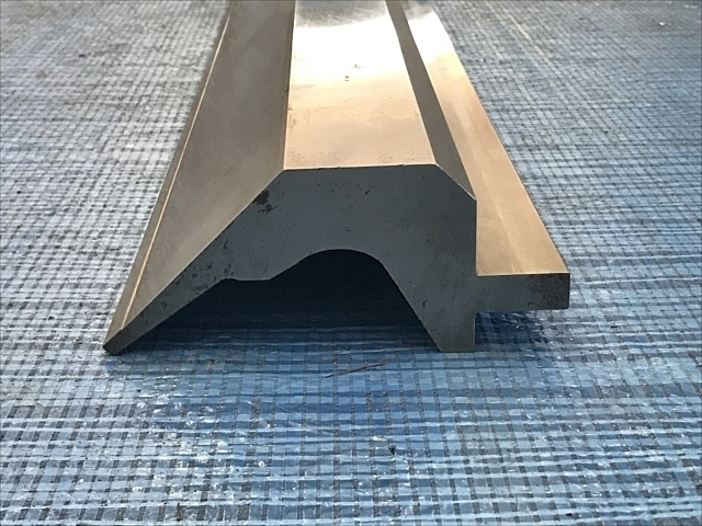 東栄工業 47 金型 の画像 1枚目