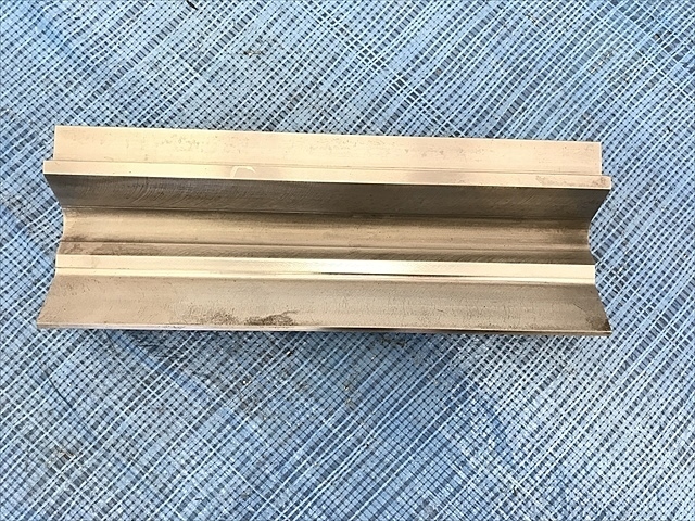 東栄工業 47 Die Image 3