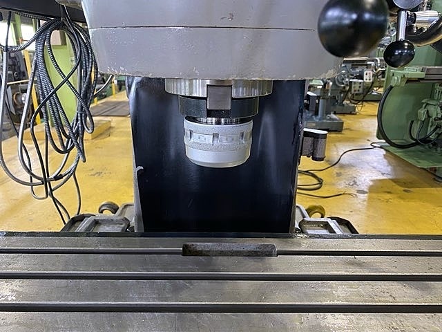 YAMASAKI GIKEN YZ-8C Vertical Milling Machine Image 5