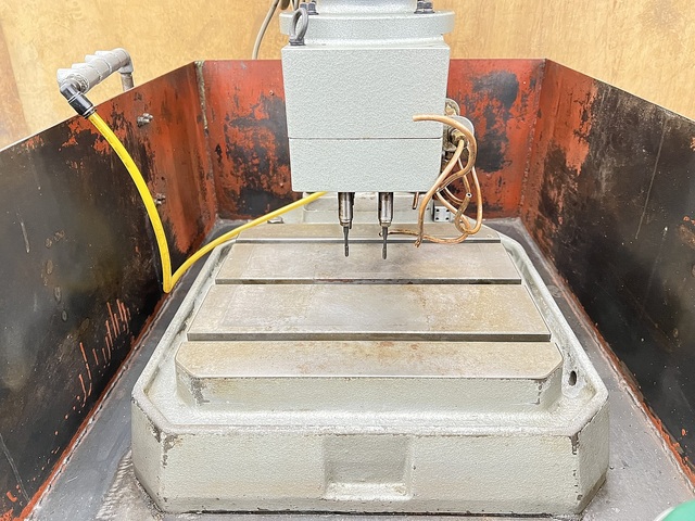 ブラザー BT71-521 Desktop Drilling Machine Image 4