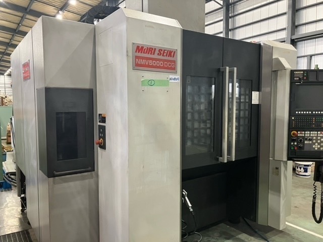 森精機 NMV5000DCG 立型マシニングセンタ の画像 2枚目