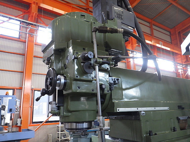 牧野フライス製作所 AEV5-85 NC立型フライス盤 の画像 4枚目