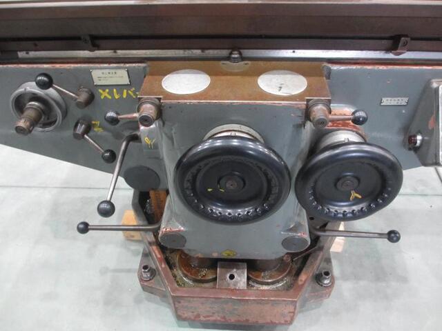 ROKU-ROKU SANGYO RUM-5 Vertical Milling Machine Image 4