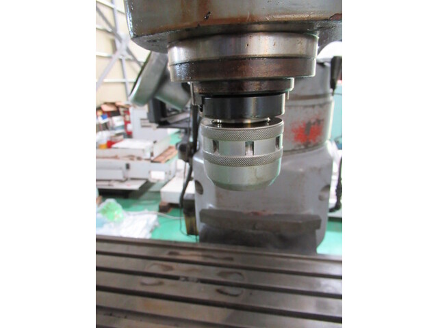KANTO KOKI KR-N25KⅡ Vertical Milling Machine Image 2