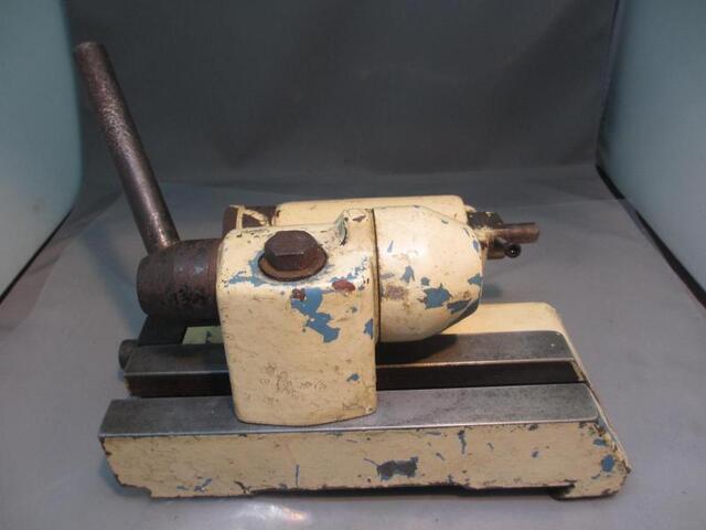 TOYODA MACHINE WORKS 　 Cylindrical Grinder Image 1