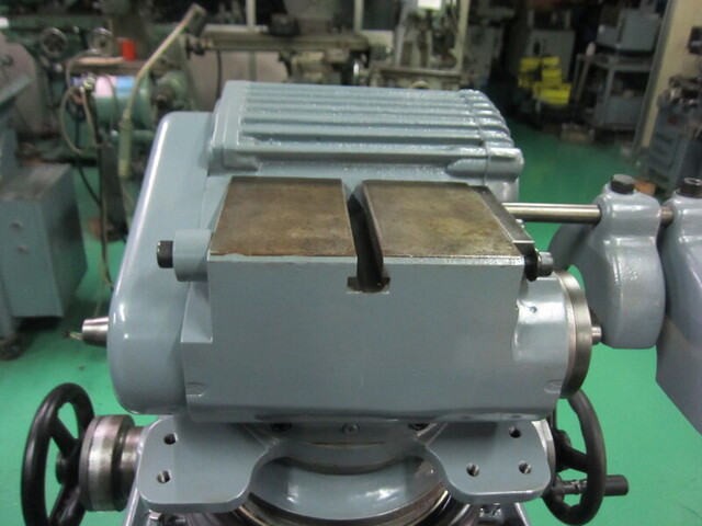 MAKINO C-40 Tool Grinder Image 5