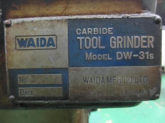 WAIDA MFG DW-31S Tool Grinder Image 2