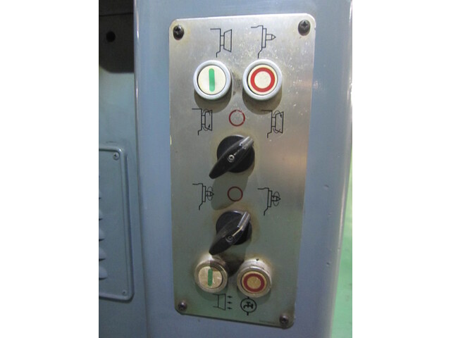 MAKINO C-40 Tool Grinder Image 4