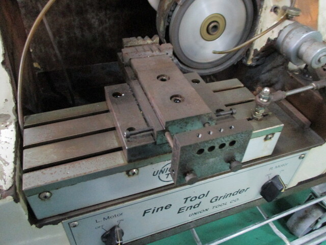 ユニオンツール MDP-T 工具研削盤 の画像 4枚目