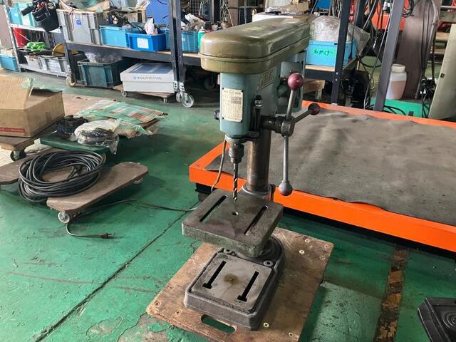 キラ・コーポレーション KND-8 Desktop Drilling Machine Image 1