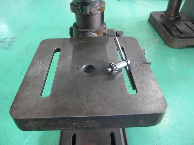 MIKUNI MBD-M13A Desktop Drilling Machine Image 3