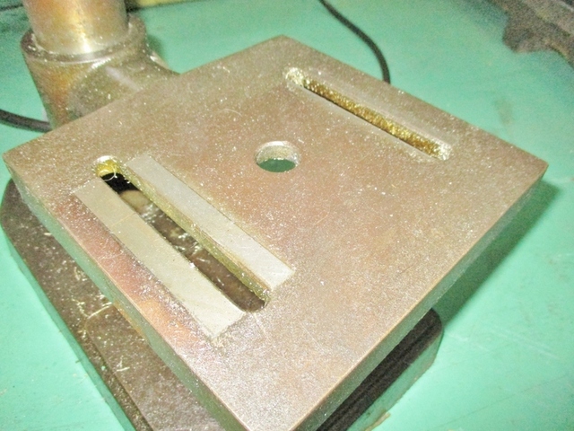  ASD-305 Desktop Drilling Machine Image 4