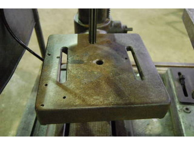 Yoshida Tekkoujo YBD-360 Desktop Drilling Machine Image 2