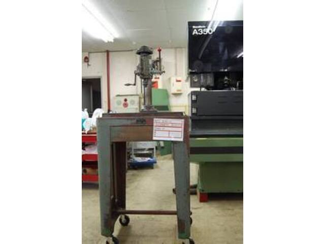 並木機械製作所 NBD-10 Desktop Drilling Machine Image 1