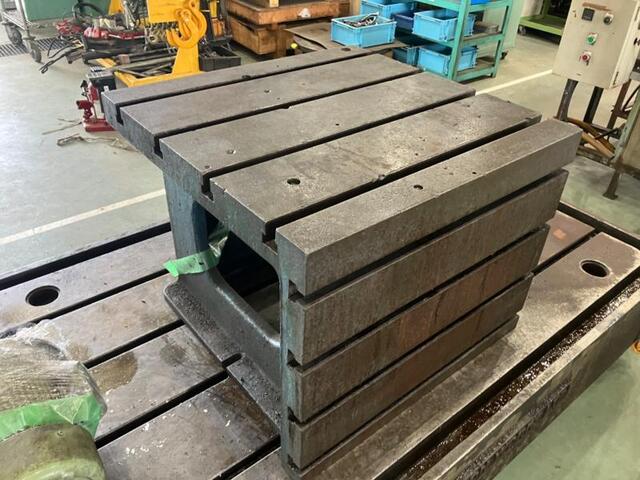 Ogawa Iron Works HOR-D-2000 Radial Drilling Machine Image 6