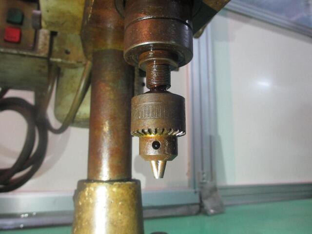  BTO-263 Desktop Drilling Machine Image 4
