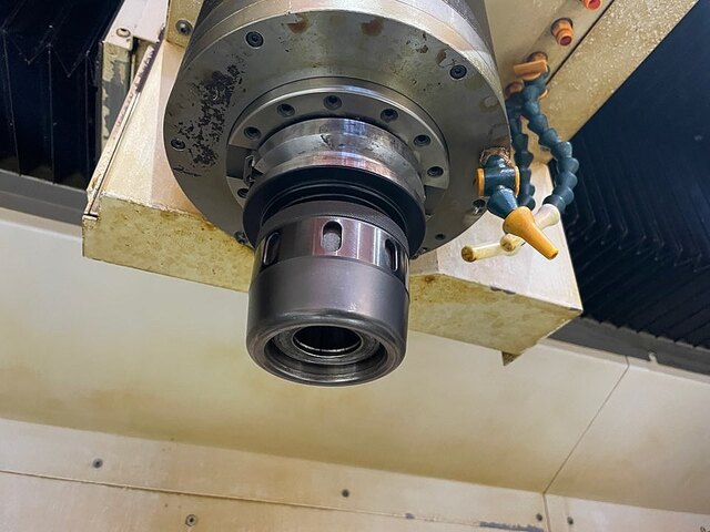 Okuma MB-66VB Vertical Machining Center Image 4