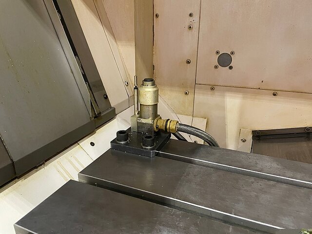 Okuma MB-66VB Vertical Machining Center Image 6