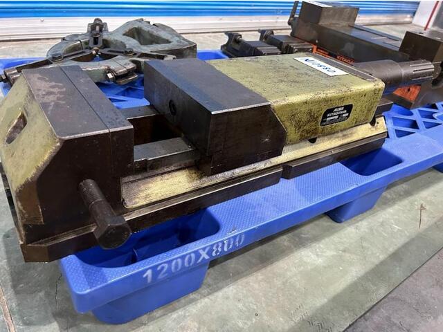北川鉄工所 VP-200 バイス の画像 1枚目