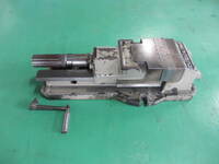 津田駒工業 　 バイス N8871 の画像