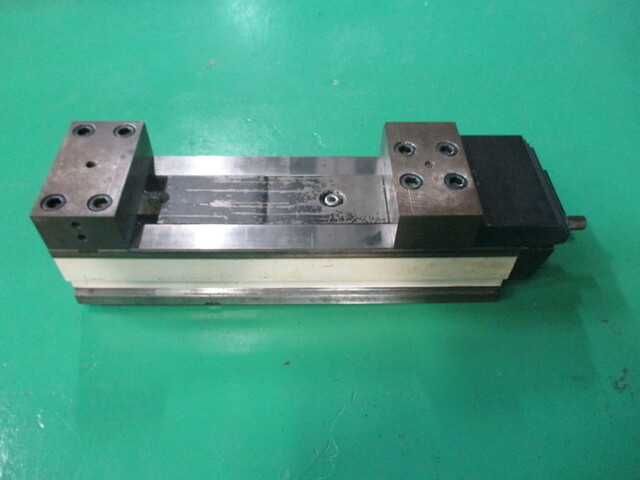  VNA-1635 Vice Image 1