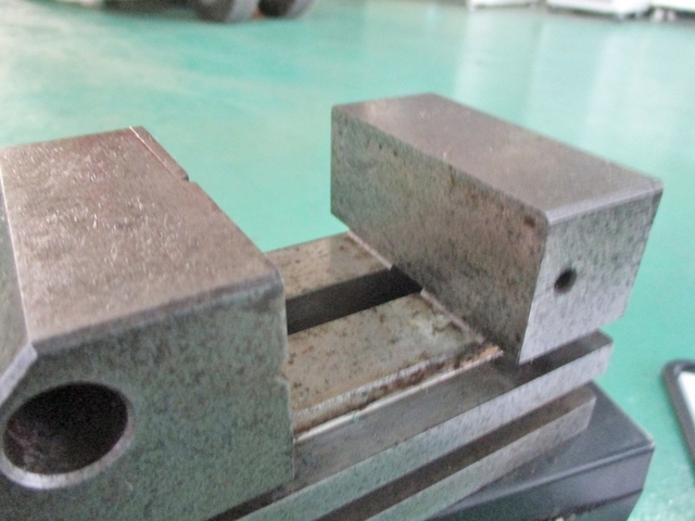  WS-120-1 Vice Image 2
