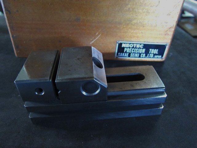 榮製機 NEOTEC Vice Image 1