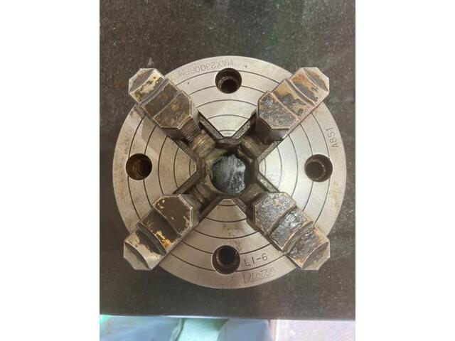KOBAYASHI IRON WORKS Victor LI-6 Lathe Chuck Image 1