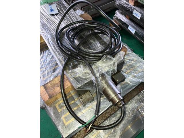   電磁チャック Magnet Chuck Image 2