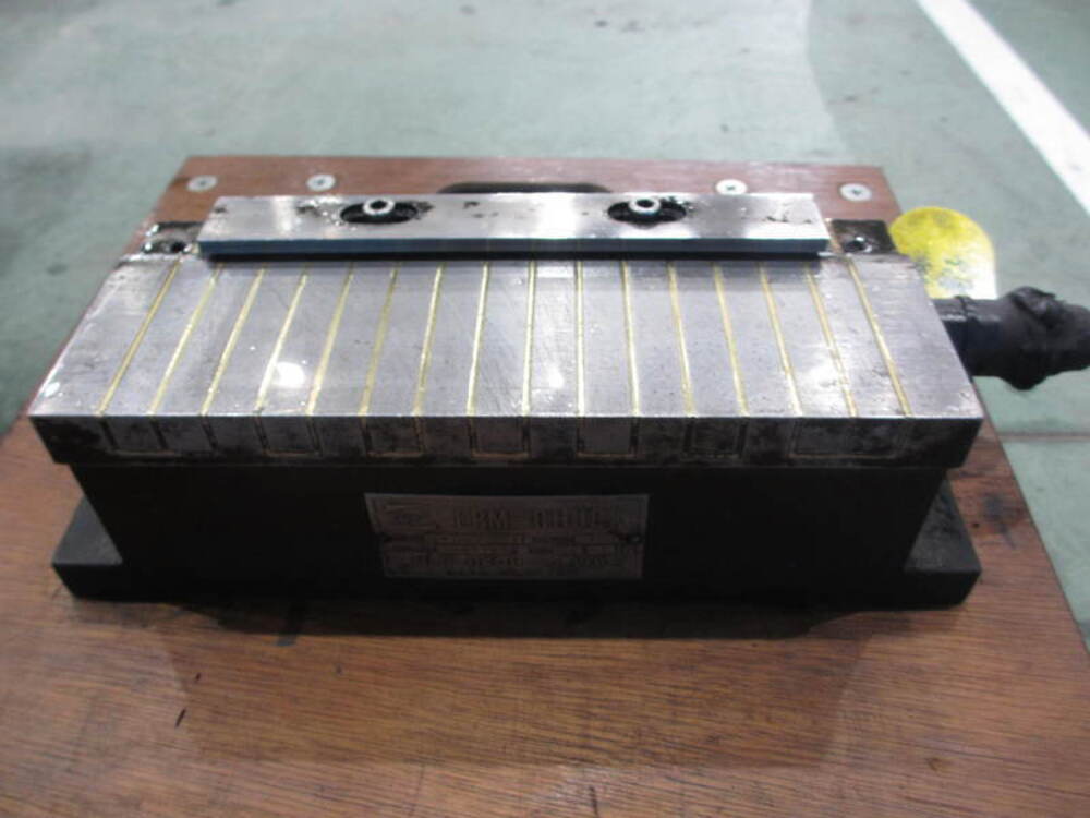 FUJI JIKOH フジ磁工 EFA100×250T1 Magnet Chuck
