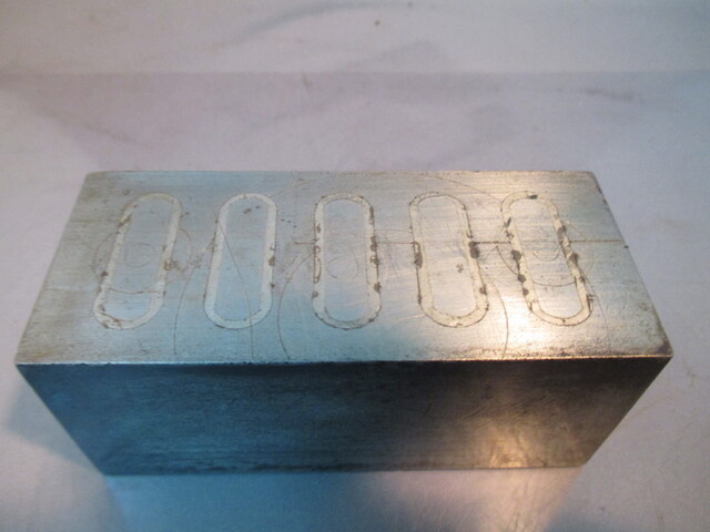   　 Magnet Chuck Image 1