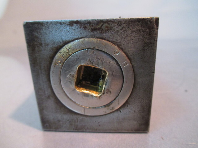   　 Magnet Chuck Image 2