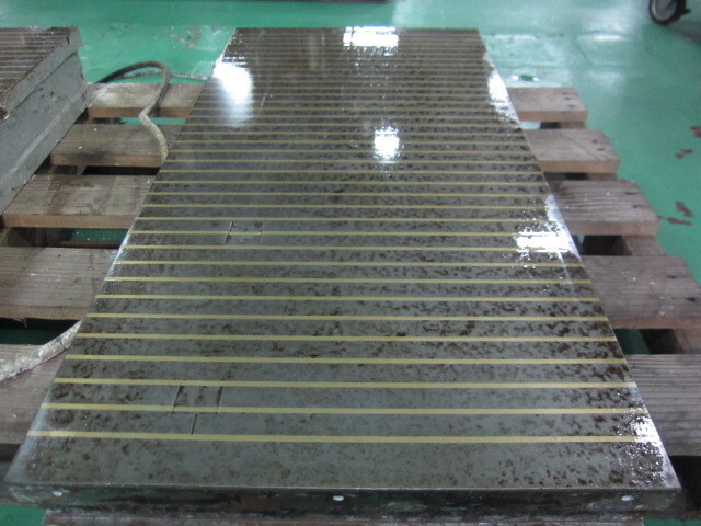  電磁チャック（研削用） Magnet Chuck Image 2