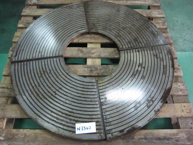   分割円型チャックブロック Magnet Chuck Image 1