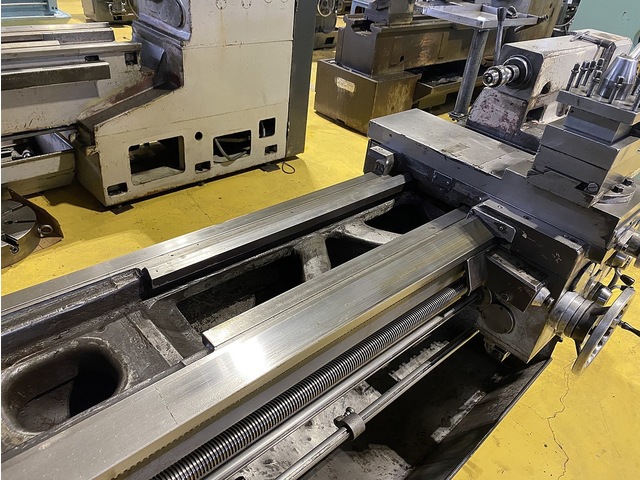 Dainichi Machinery DLG-SH63×150 Lathe Image 6