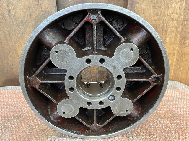 --  Lathe Chuck Image 5