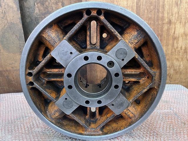 --  Lathe Chuck Image 5