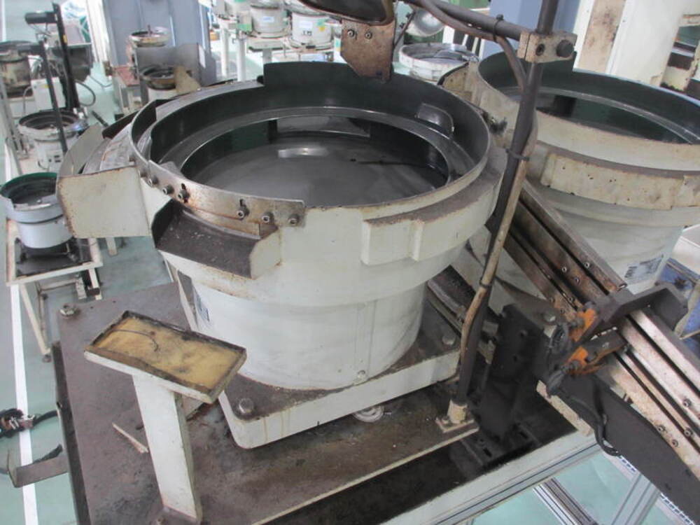  YS30 Parts Feeder